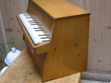 Toypiano Musicus Studio