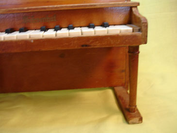 Toypiano Schoenhut